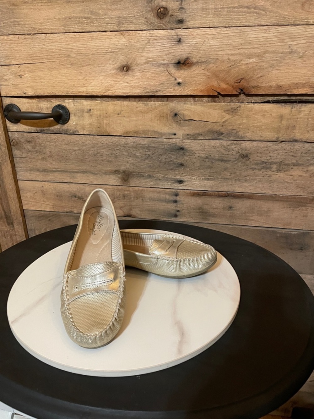 dexflex comfort Metallic Gold Slip-On Moccasin Loafers